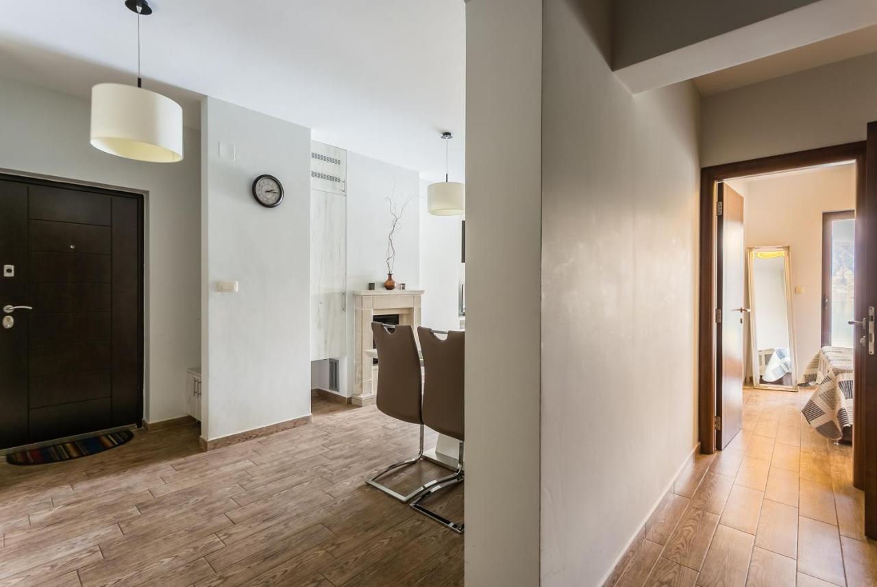 Keystone Apartments Donji Morinj Eksteriør bilde